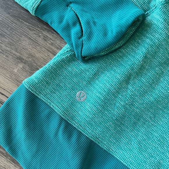 Lululemon Runderful 1/2 Zip - Picture 10 of 12
